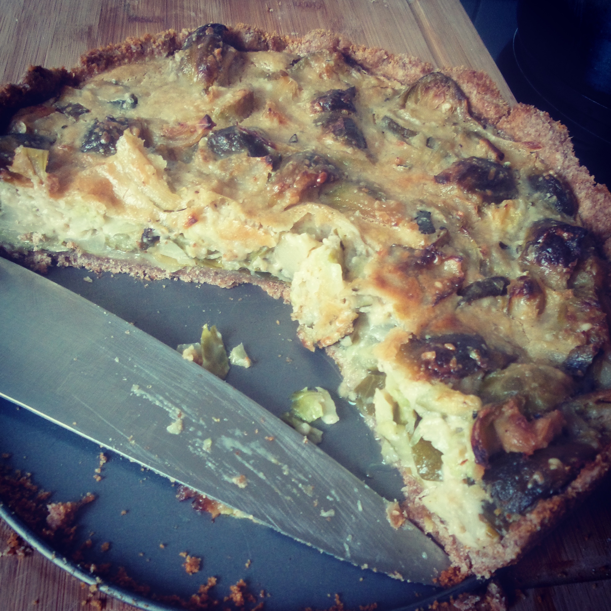 Rezept mit Video: Vegane Rosenkohl-Quiche | Ohne Soja