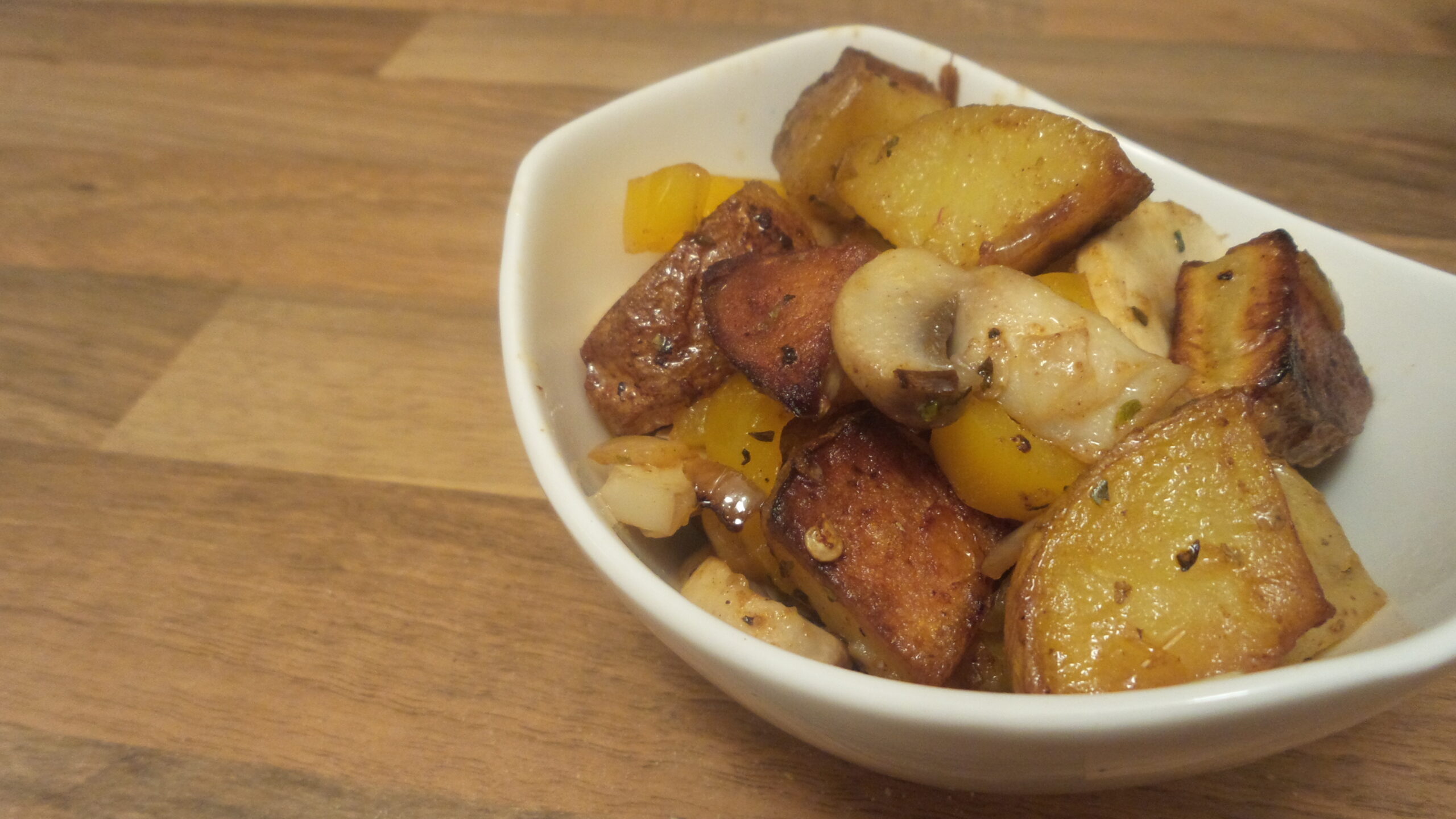 Rezept: Knusprige Bratkartoffeln ohne vorkochen
